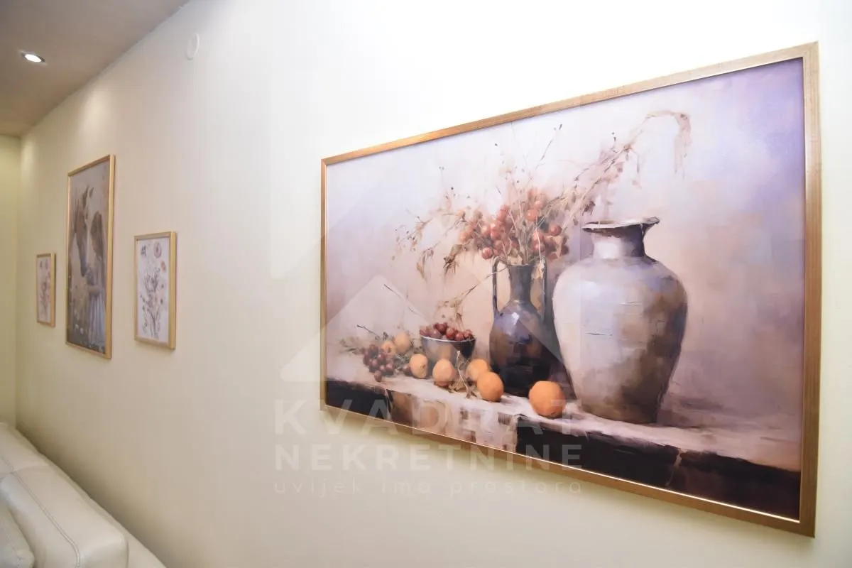 Izdavanje, jednosoban stan, 50m², City Kvart, Podgorica