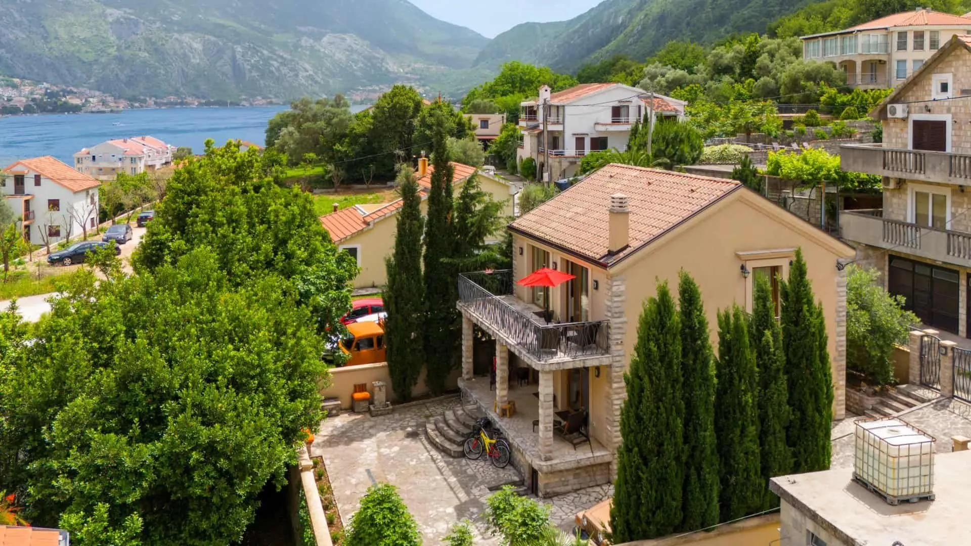 Prodaja, kuća, 119m², Prčanj, Kotor