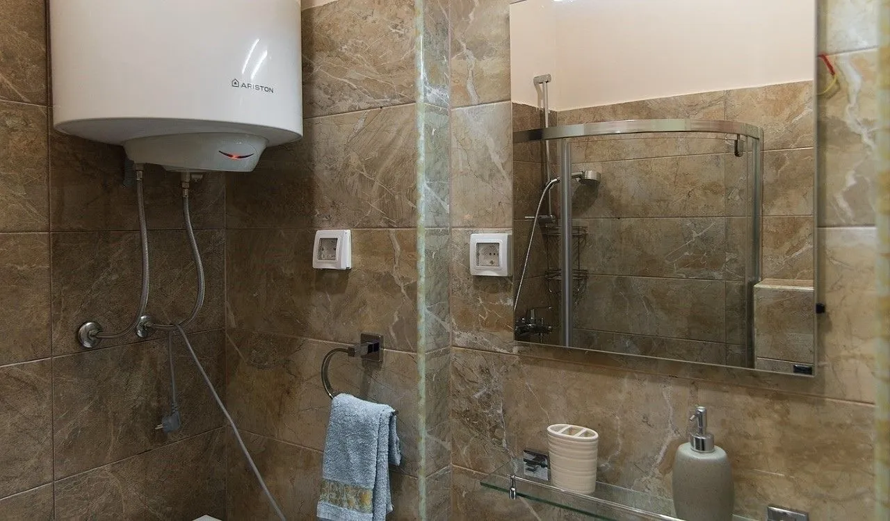 Prodaja, jednosoban stan, 44m², Zavala, Budva