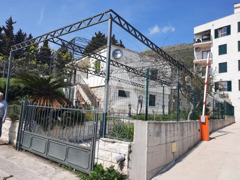Prodaja, kuća, 115m², Petrovac, Budva