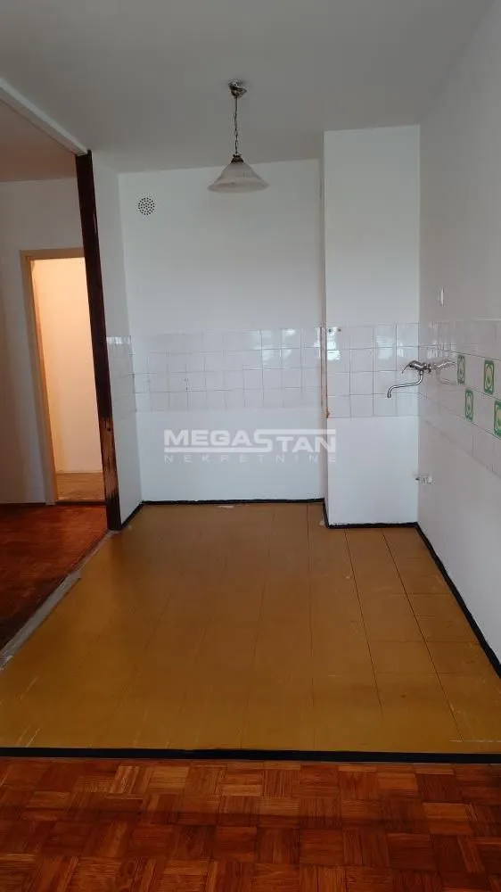Prodaja, dvosoban stan, 64m², Novi Beograd Sve Podlokacije, Beograd