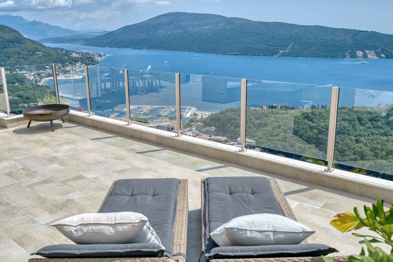 Prodaja, kuća, 230m², Podi, Herceg Novi