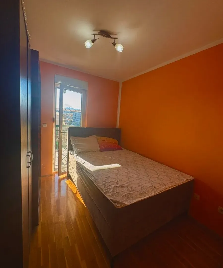 Rent, one bedroom apartment, 40m², Krivi Most, Podgorica