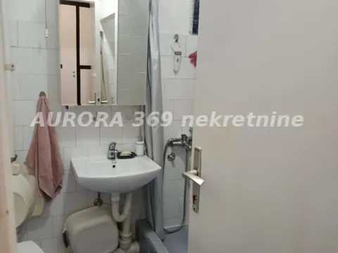 Prodaja, četvorosoban stan, 65m², Novo naselje, Novi Sad - image 10