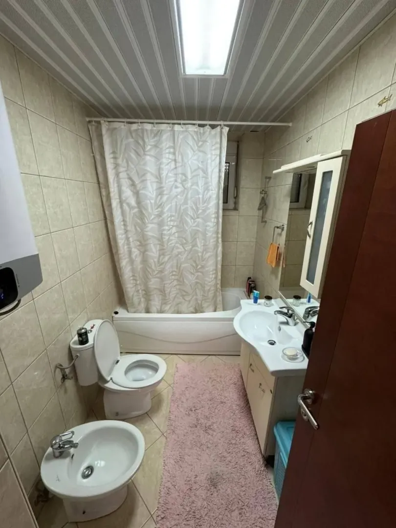 Prodaja, dvosoban stan, 100m², Centar, Bar