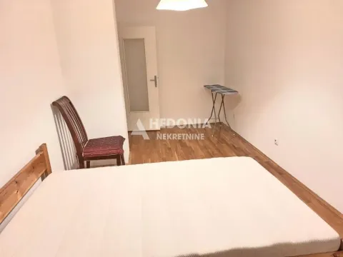 Rent, four bedroom apartment, 105m², Crveni Krst, Beograd - image 12