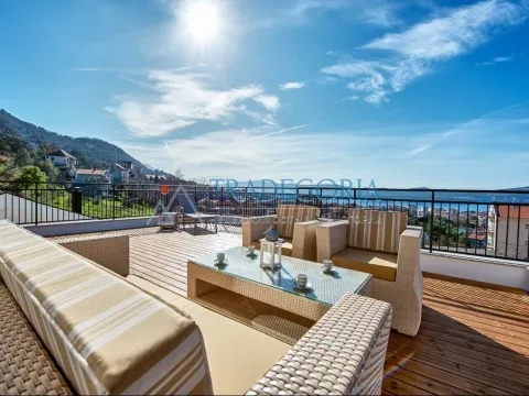 Prodaja, kuća, 180m², Tivat, Crna Gora - image 16