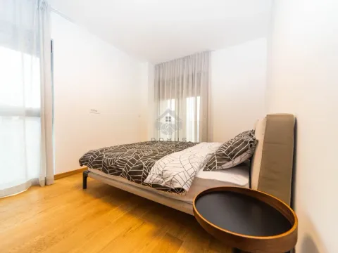 Izdavanje, trosoban stan, 100m², Podgorica, Crna Gora - image 7