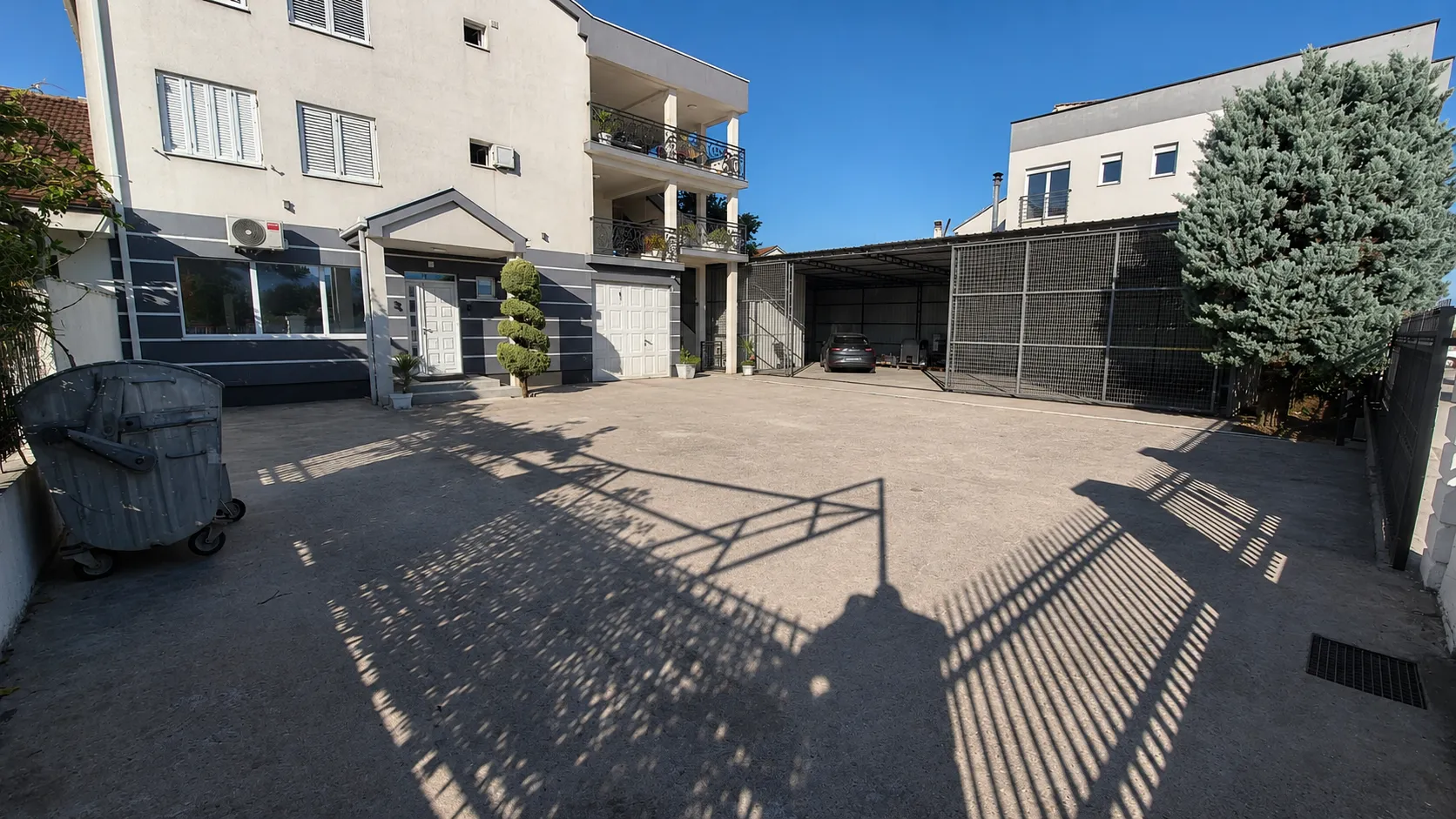 Rent, office space, 110m², Stari Aerodrom, Podgorica