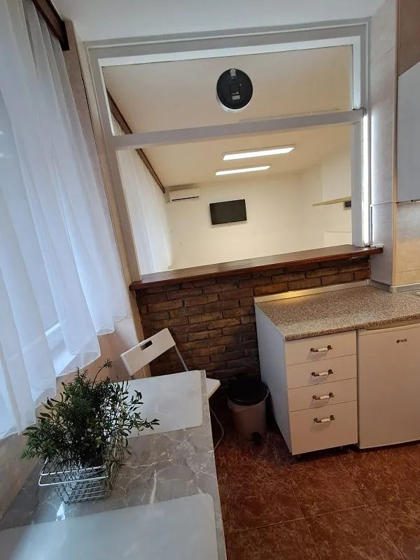Rent, office space, 53m², Kalenić Pijaca, Vračar Sve Podlokacije