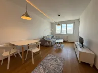 Izdavanje, dvosoban stan, 40m², Bulevar Evrope, Novi Sad Sve Podlokacije - image 4