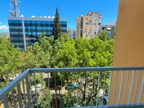 Prodaja, jednosoban stan, 71m², Pejton, Podgorica - image 10