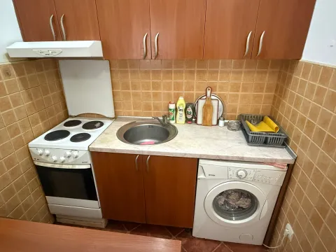 Izdavanje, jednosoban stan, 27m², Đenovići, Herceg Novi - image 7