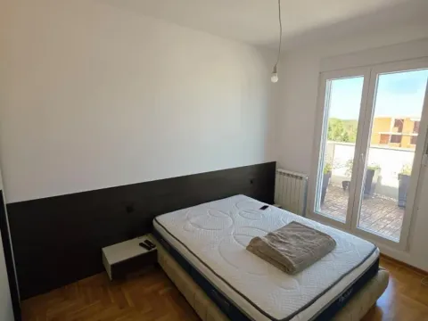 Prodaja, trosoban stan, 85m², Zemun Sve Podlokacije, Beograd - image 9