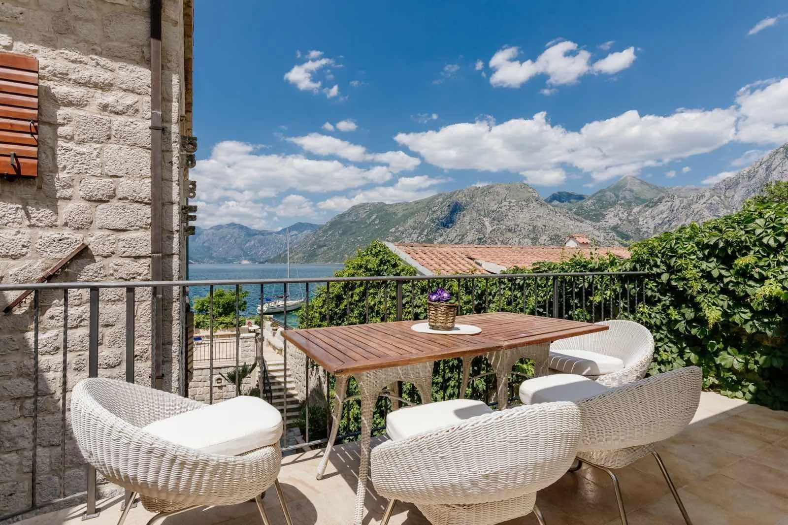 Prodaja, kuća, 370m², Kotor, Crna Gora
