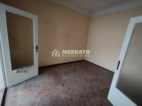 Sale, house, 43m², Centar, Zrenjanin - image 10