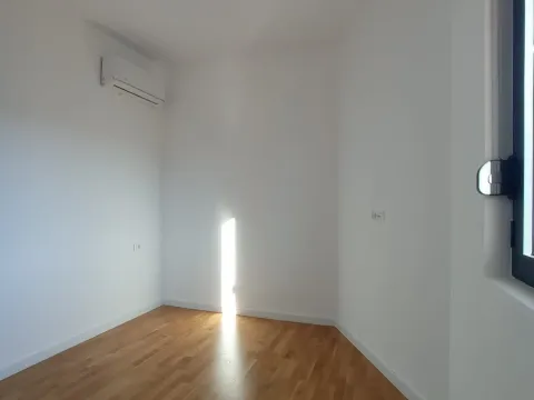 Sale, two bedroom apartment, 61m², Polje, Bar - image 7