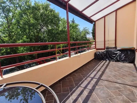 Prodaja, dvosoban stan, 80m², Momišići, Podgorica - image 5