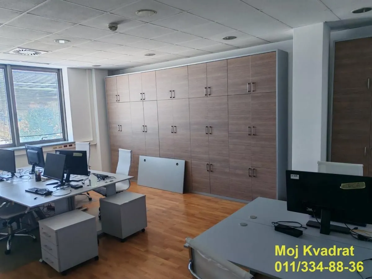 Rent, office space, 330m², Bezanijska Kosa 1, Bežanijska Kosa Sve Podlokacije