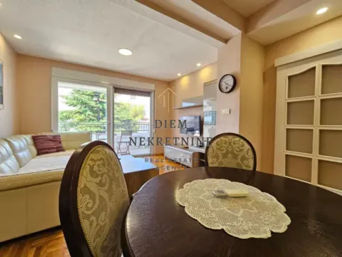 Rent, two bedroom apartment, 60m², Centar, Bar - image 12