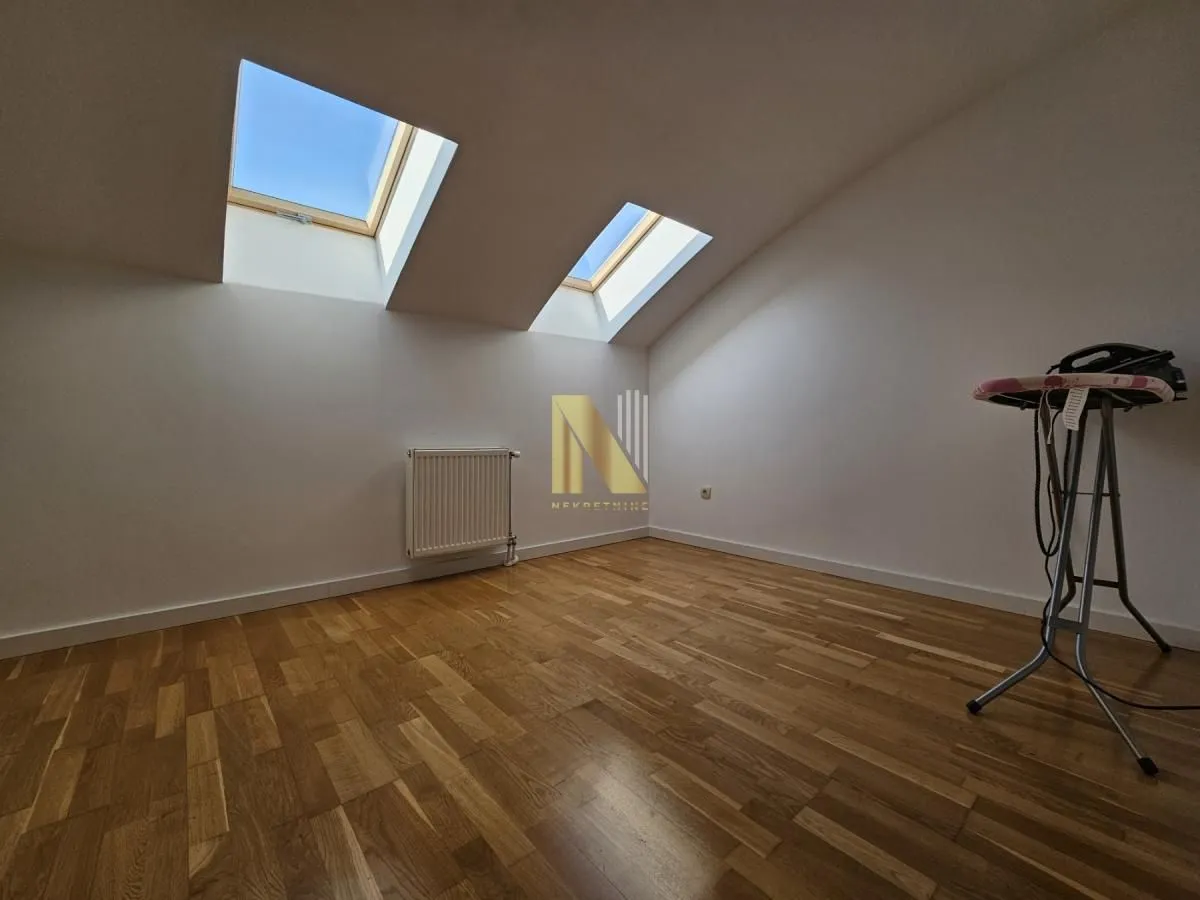 Prodaja, trosoban stan, 99m², Novo naselje, Novi Sad