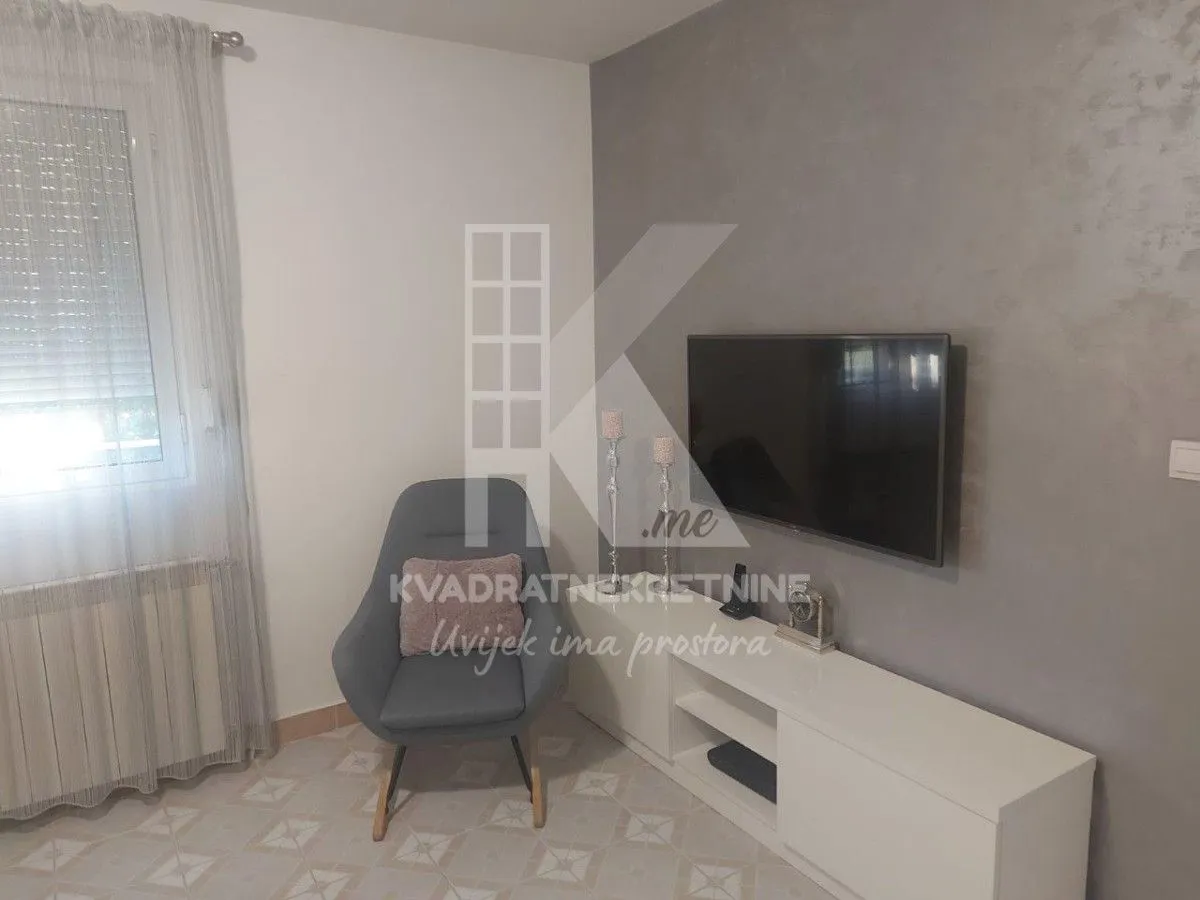 Prodaja, kuća, 190m², Konik, Podgorica