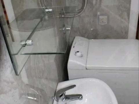 Izdavanje, dvosoban stan, 50m², Budva, Crna Gora - image 5