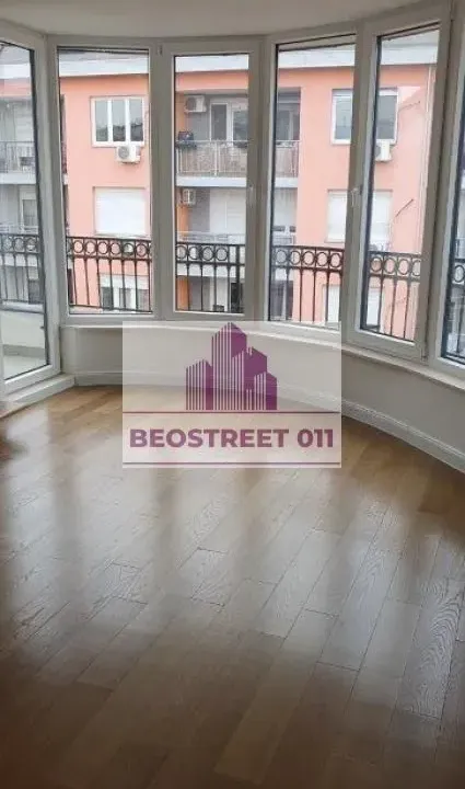 Prodaja, trosoban stan, 85m², Lipov Lad, Zvezdara Sve Podlokacije