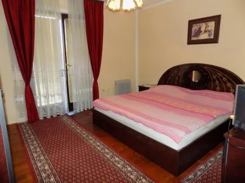 Prodaja, kuća, 170m², Ćuprija, Srbija - image 23