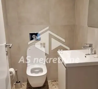 Izdavanje, četvorosoban stan, 112m², Savski Venac, Beograd - image 20