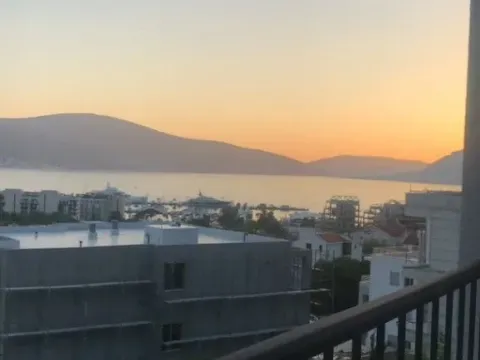 Izdavanje, dvosoban stan, 71m², Mažina, Tivat - image 11