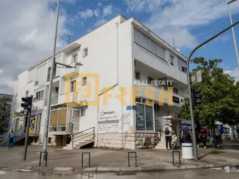 Izdavanje, jednosoban stan, 40m², Preko Morače, Podgorica - image 2