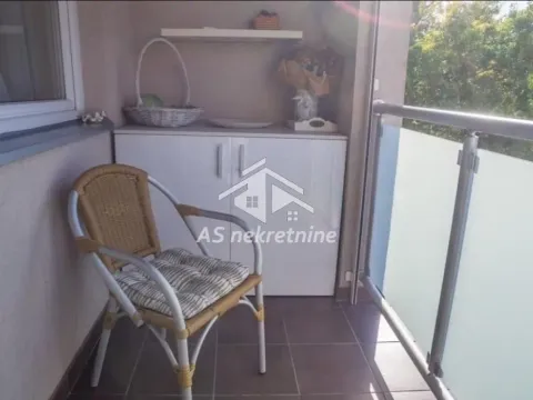 Izdavanje, četvorosoban stan, 93m², Voždovac Sve Podlokacije, Beograd - image 25