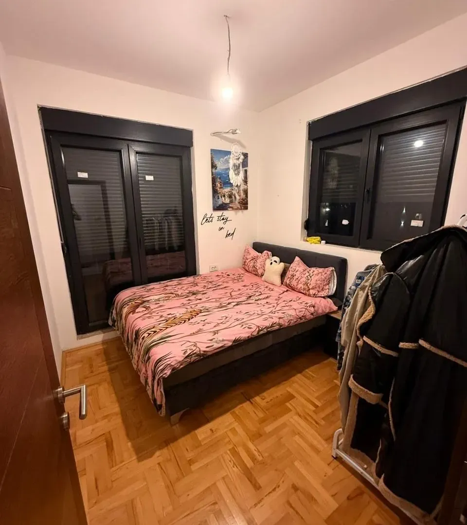 Izdavanje, dvosoban stan, 59m², Zabjelo, Podgorica
