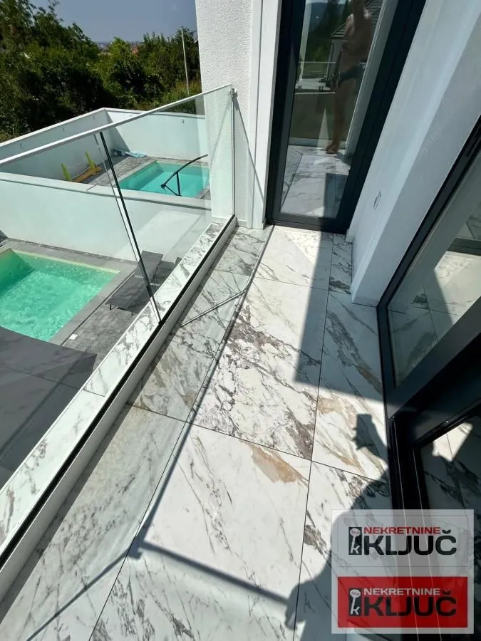 Izdavanje, kuća, 180m², Sremska Kamenica, Petrovaradin