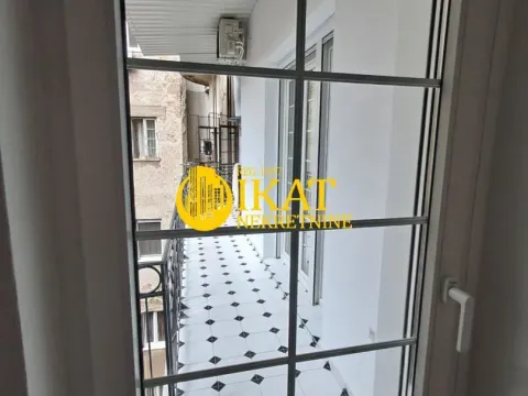 Sale, three bedroom apartment, 110m², Savski Venac, Beograd - image 9