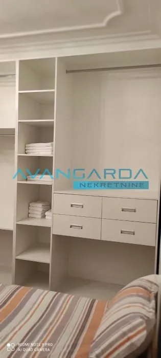 Izdavanje, stan, 144m², Palilula Sve Podlokacije, Beograd