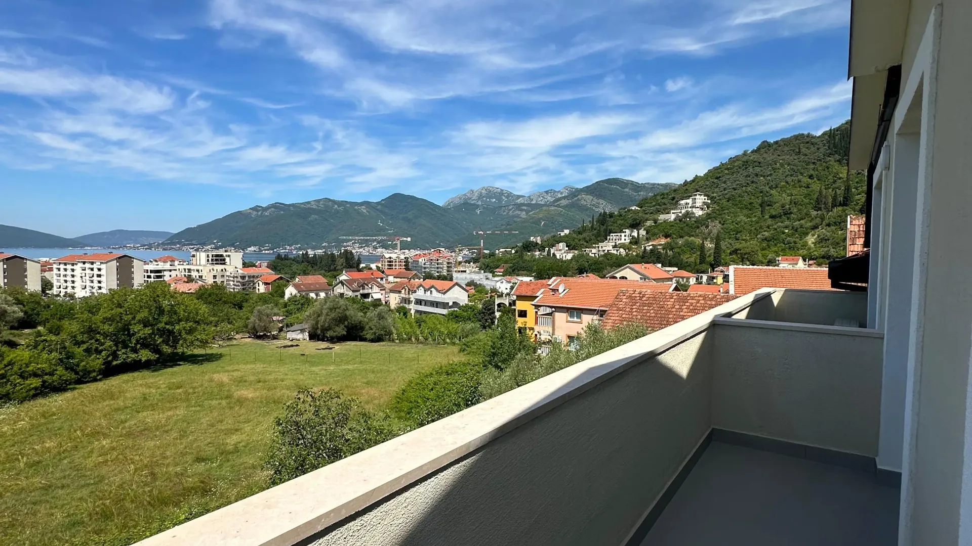 Rent, one bedroom apartment, 38m², Seljanovo, Tivat