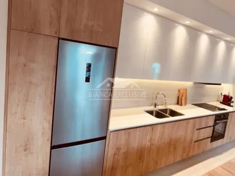 Sale, four bedroom apartment, 109m², Savski Venac, Beograd - image 3