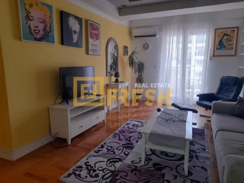 Izdavanje, trosoban stan, 93m², City Kvart, Podgorica - image 2