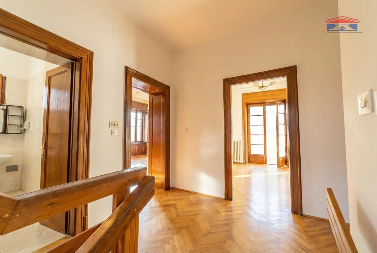 Sale, house, 298m², Jodna Banja, Novi Sad Sve Podlokacije