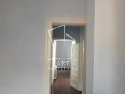 Sale, five bedroom apartment, 180m², Savski Venac, Beograd - image 5