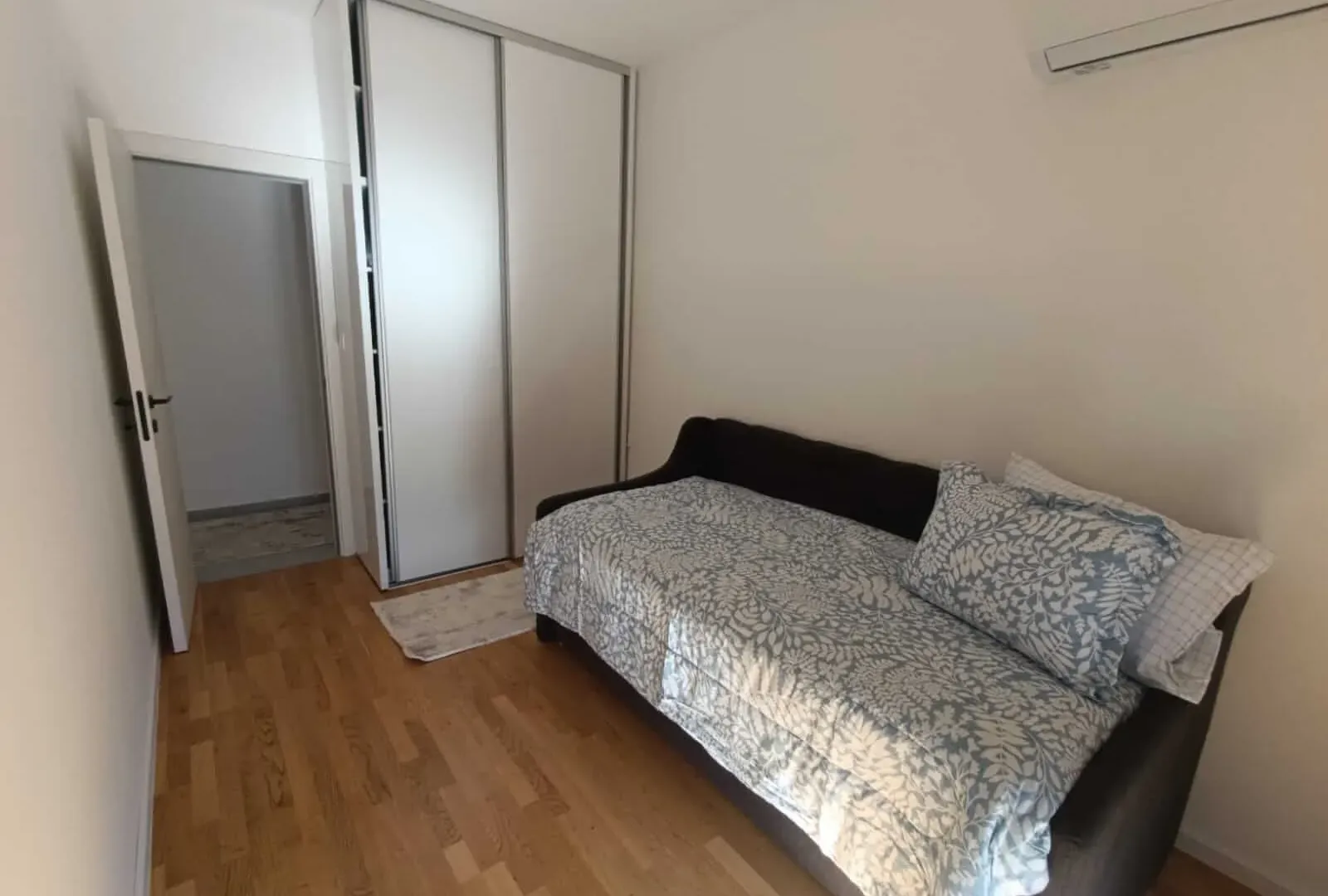 Rent, two bedroom apartment, 64m², Stari Aerodrom, Podgorica