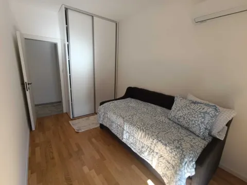 Rent, two bedroom apartment, 64m², Stari Aerodrom, Podgorica - image 8