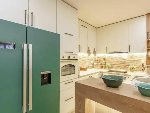 Sale, two bedroom apartment, 82m², Rozino, Budva - image 9