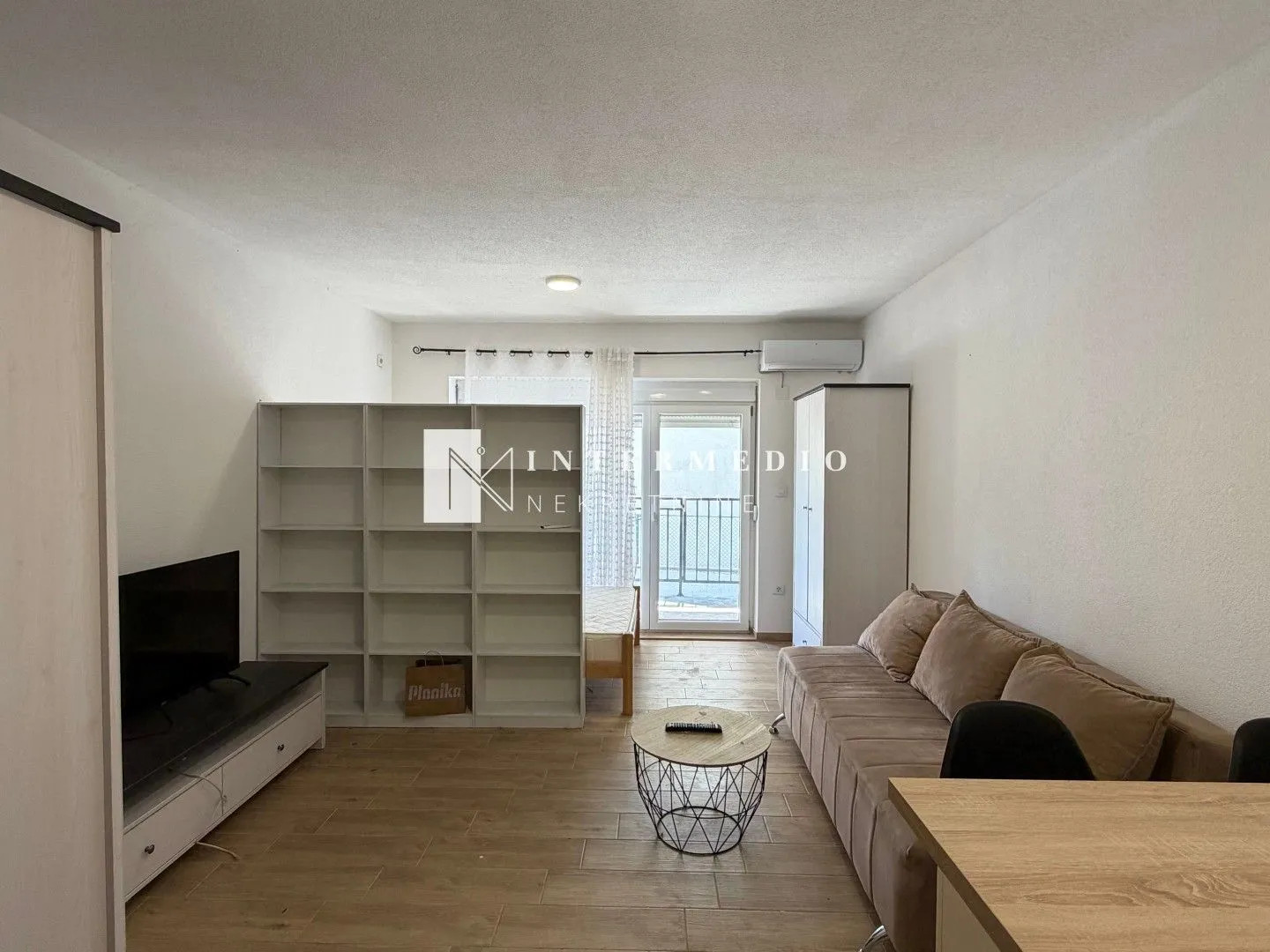 Izdavanje, garsonjera, 35m², Zelenika, Herceg Novi