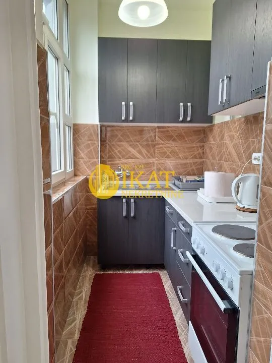 Rent, two bedroom apartment, 60m², Cvetni Trg, Vračar Sve Podlokacije