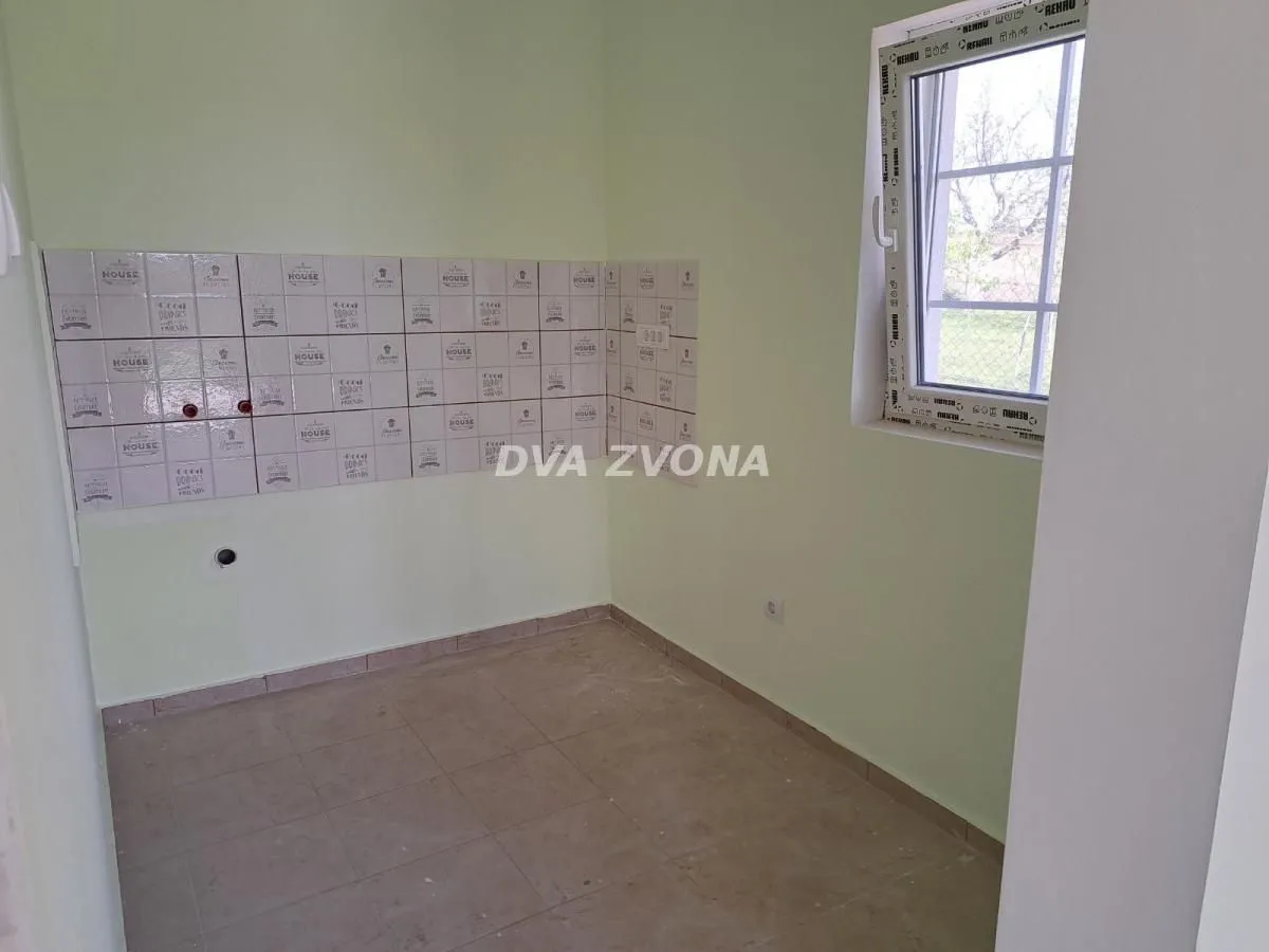 Prodaja, kuća, 35m², Čortanovci, Inđija