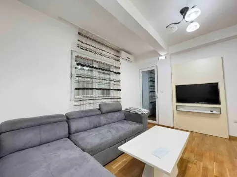 Izdavanje, jednosoban stan, 45m², Ljubović, Podgorica - image 2