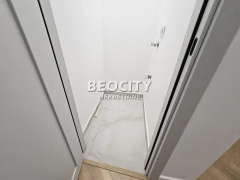 Sale, four bedroom apartment, 112m², Centar, Novi Sad - image 11